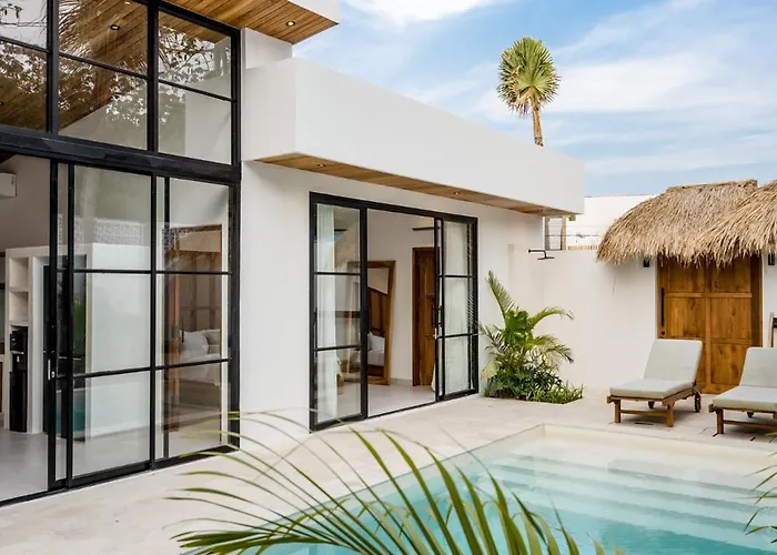 Nika - By Yolla Hospitality Villa Uluwatu