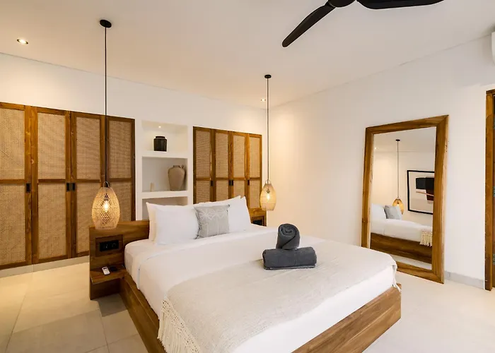 Nika - By Yolla Hospitality Villa